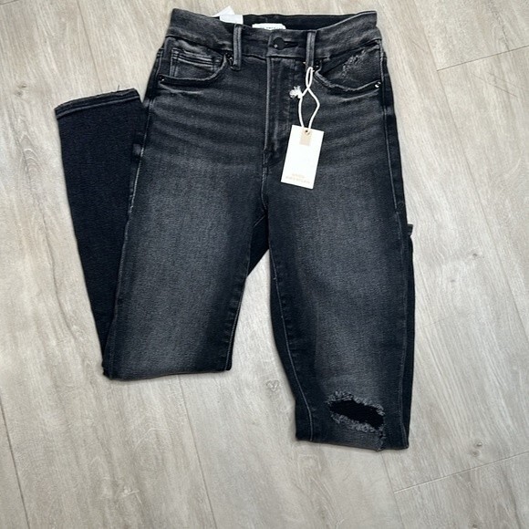 Good American Good Waist High Rise Crop Raw Hem Black 157 Size 0/25 NWT - Picture 10 of 12